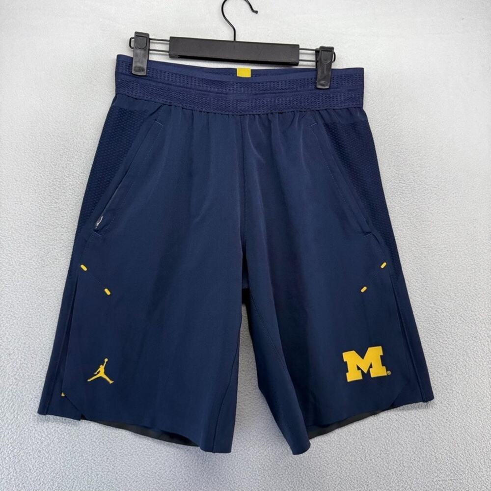 University Of Michigan Shorts Mens Small Blue Athletic Nike Jordan Jumpman Split - Picture 1 of 10